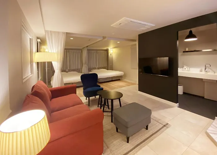 Precious Days Inn